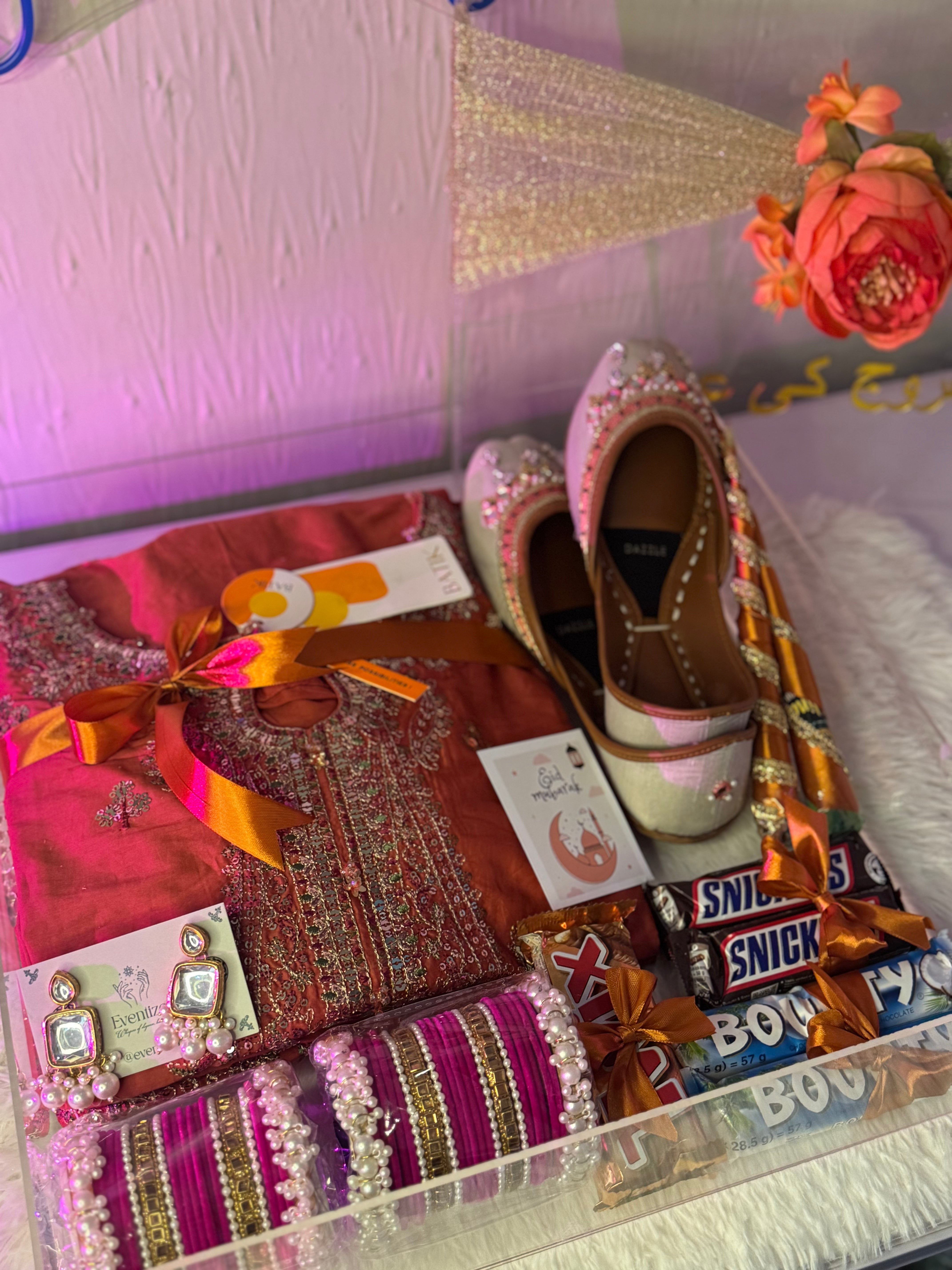 Regal Delight Eidi Box for Her Regal Delight Eidi Box for Her