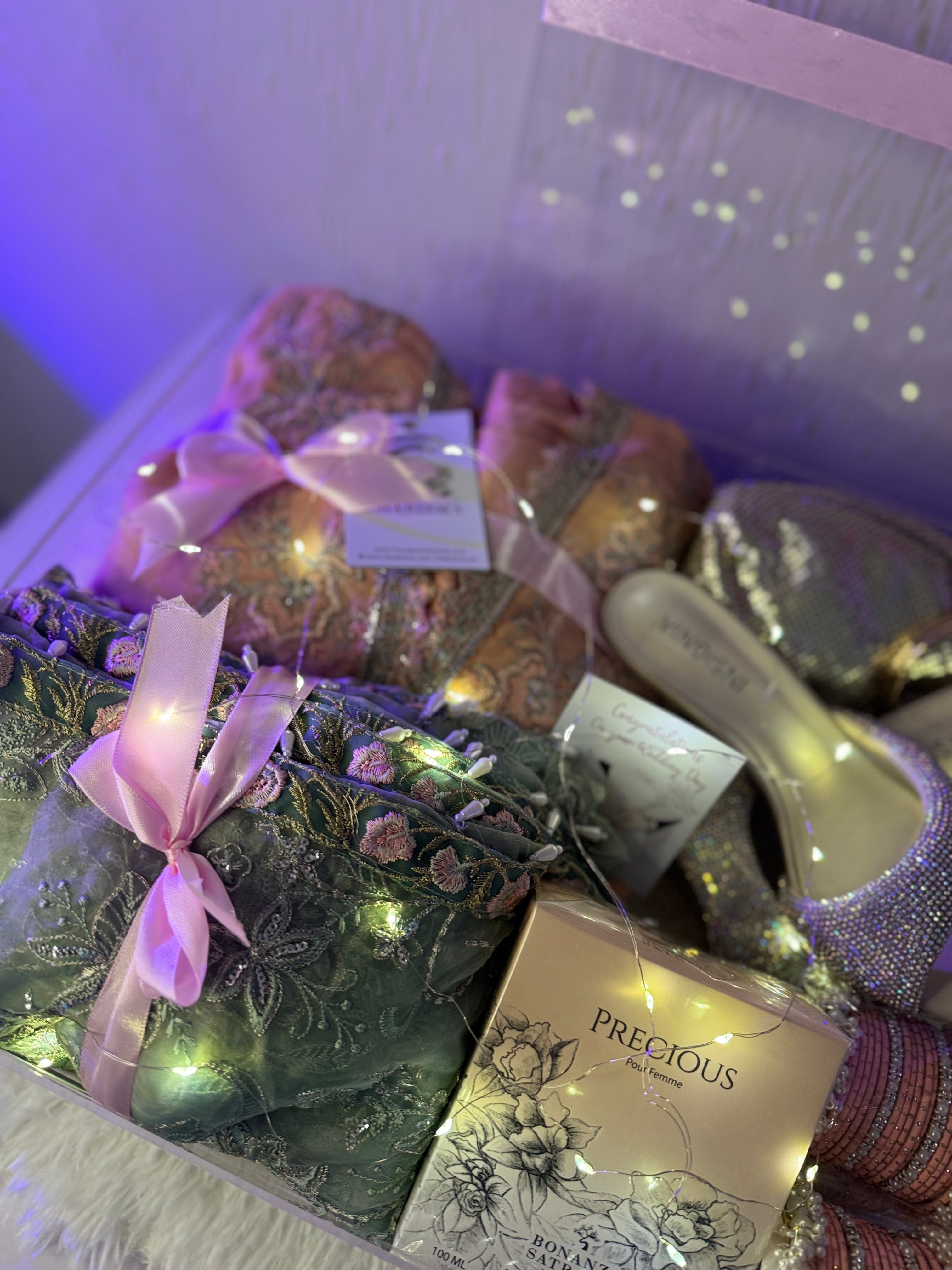 Premium Gift Box for Her Premium Gift Box for Her