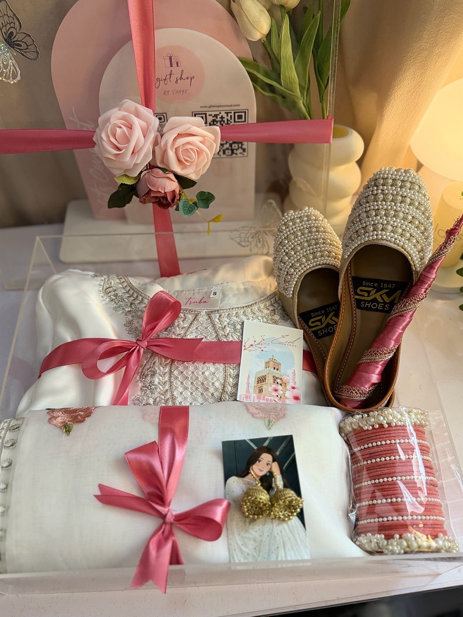 White and Pink Acrylic Box