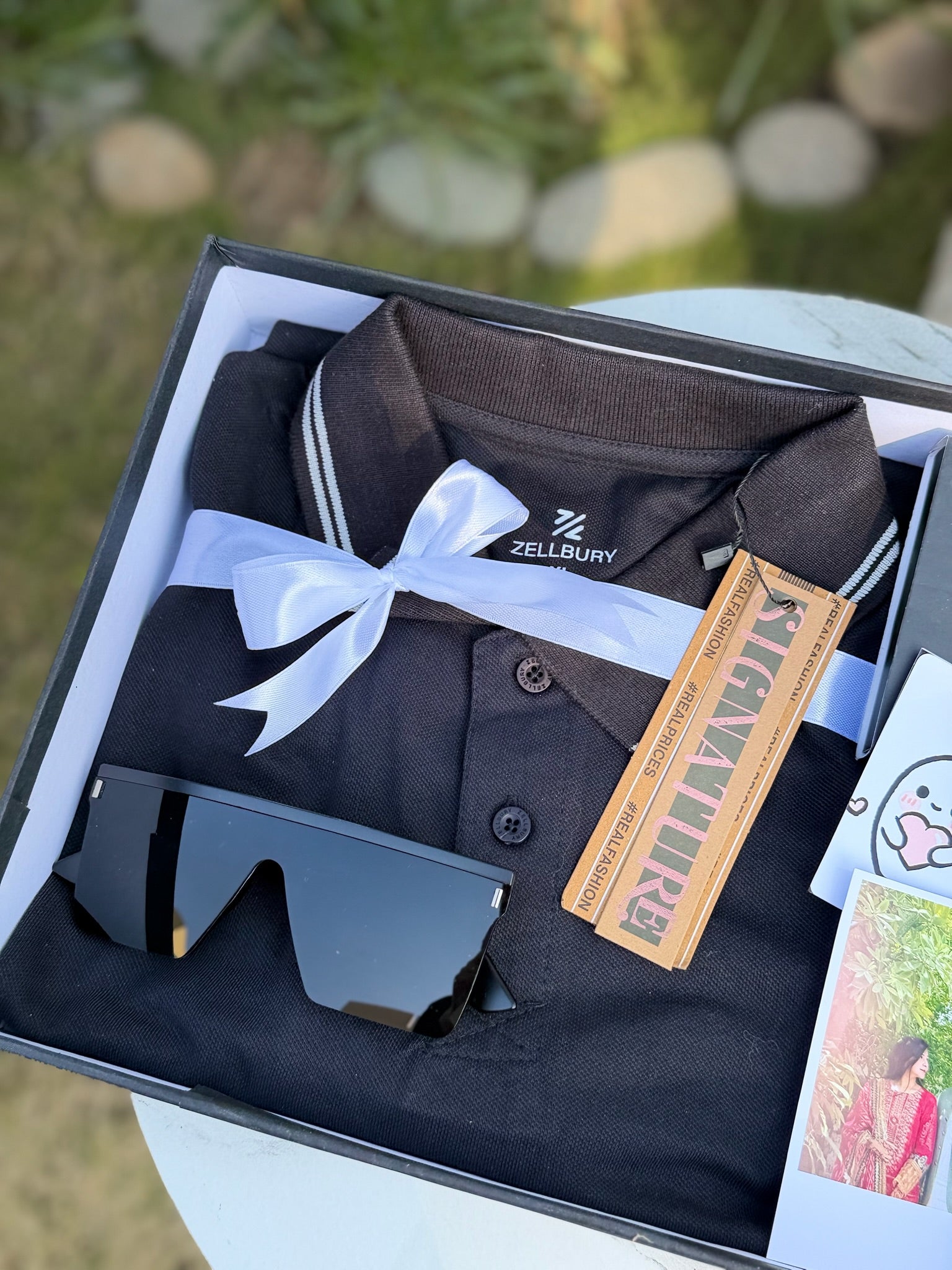 Black Theme Giftbox For Him