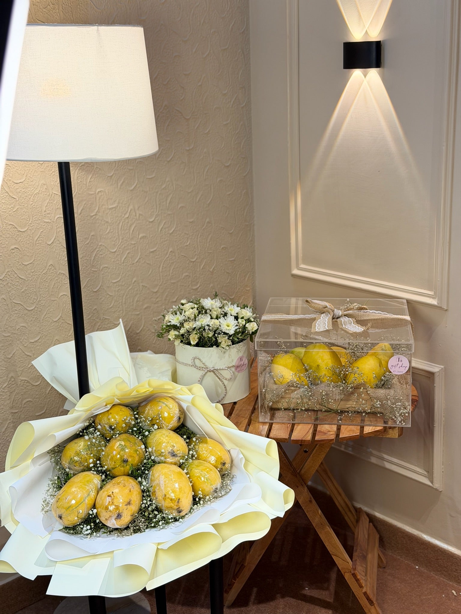 Yellow Passion mango bouquet