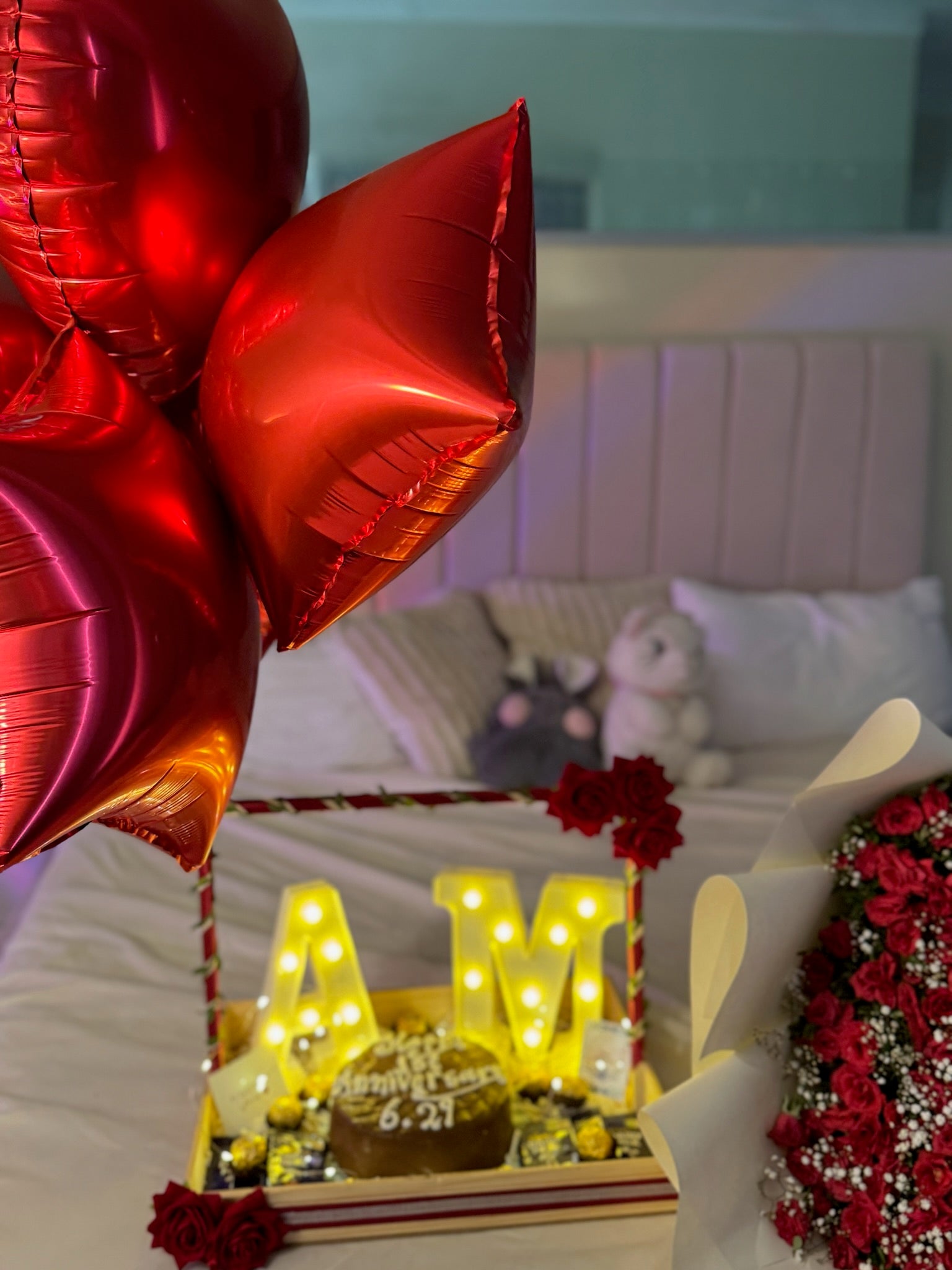 Anniversary Luxe