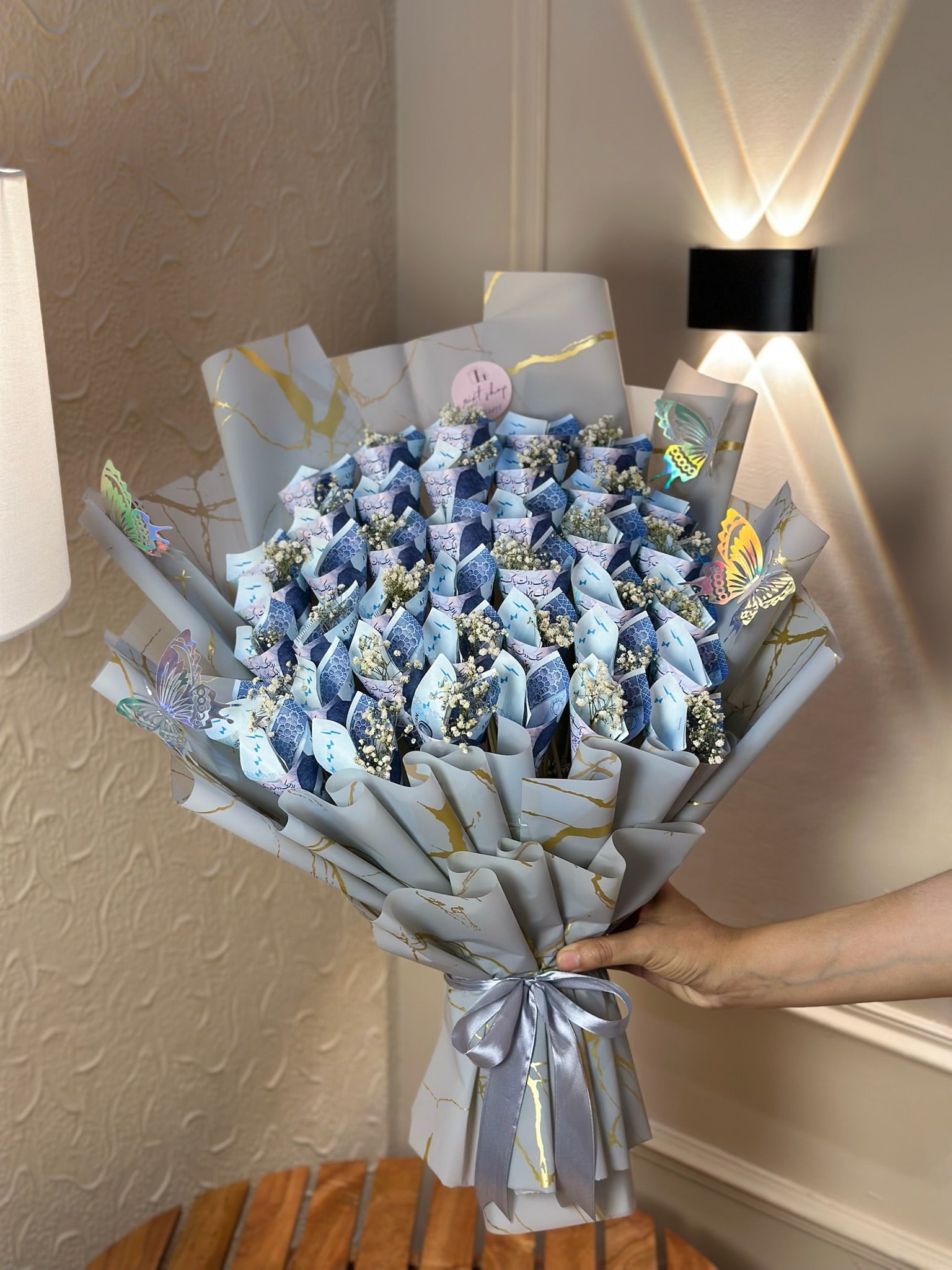 Diamond Dreams Cash Bouquet