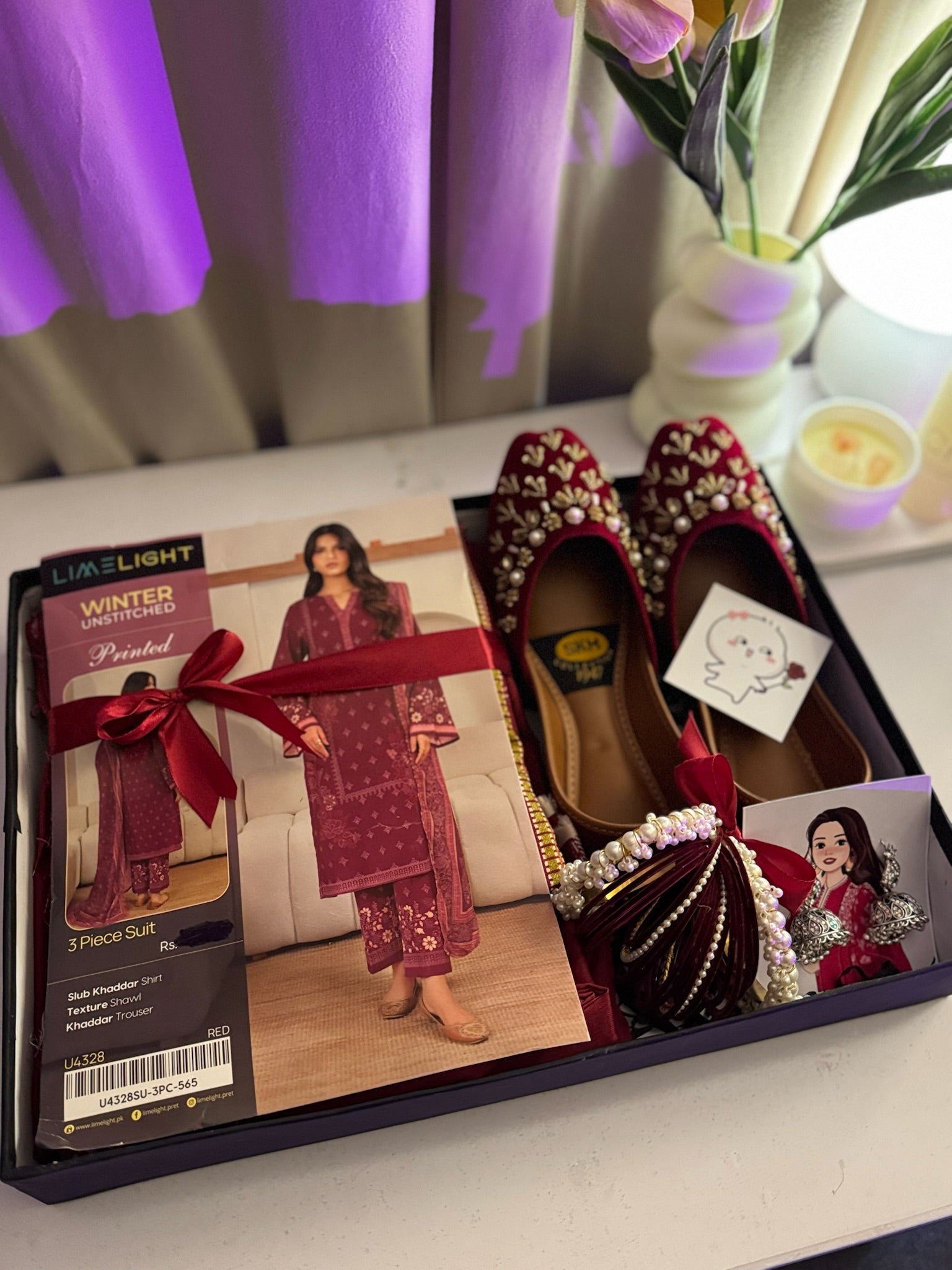 Red Theme Box For Her