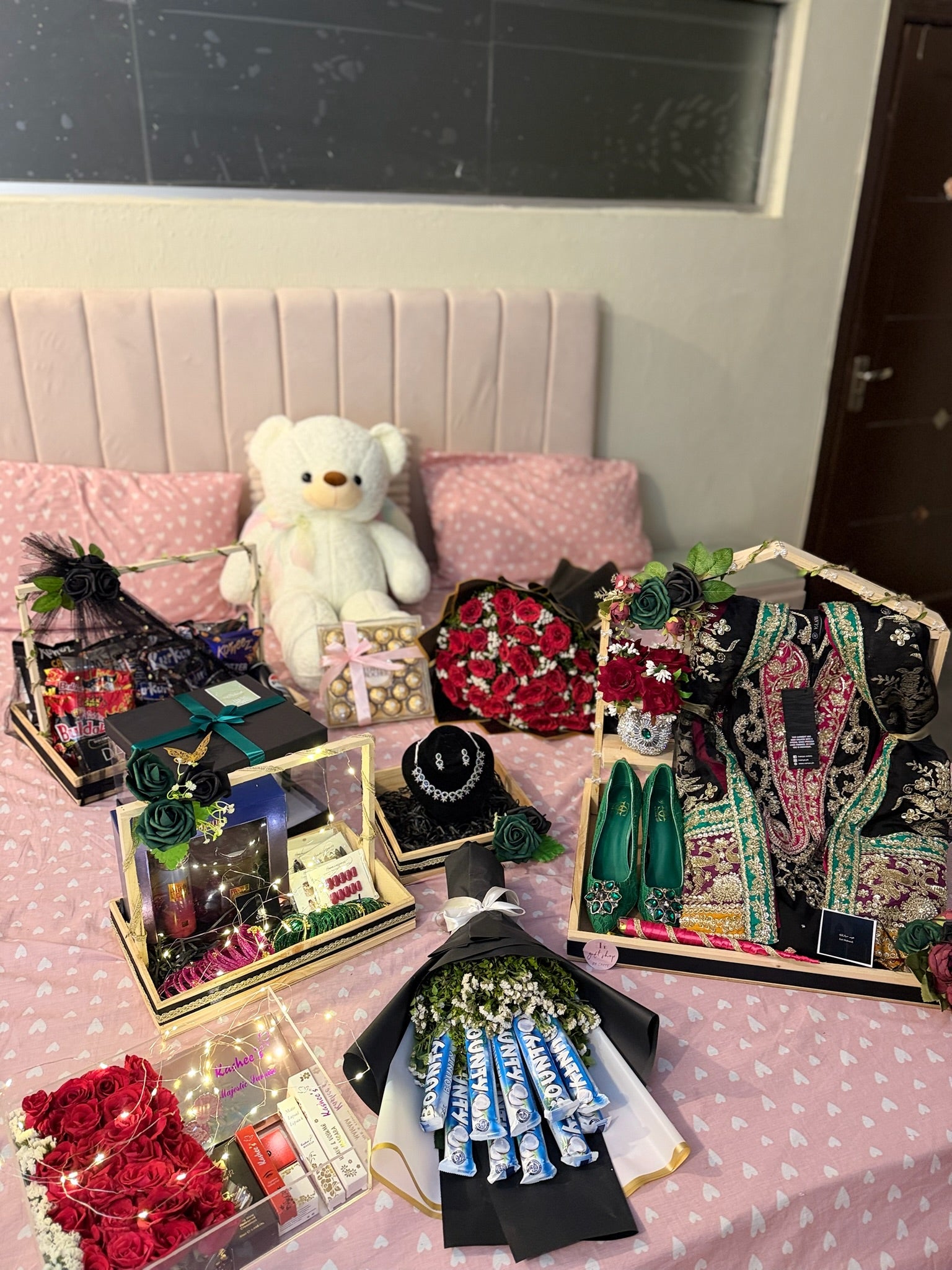 Premium Eid Hamper For Her