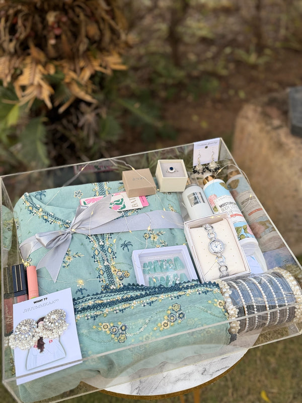 Premium Viral Box For Her