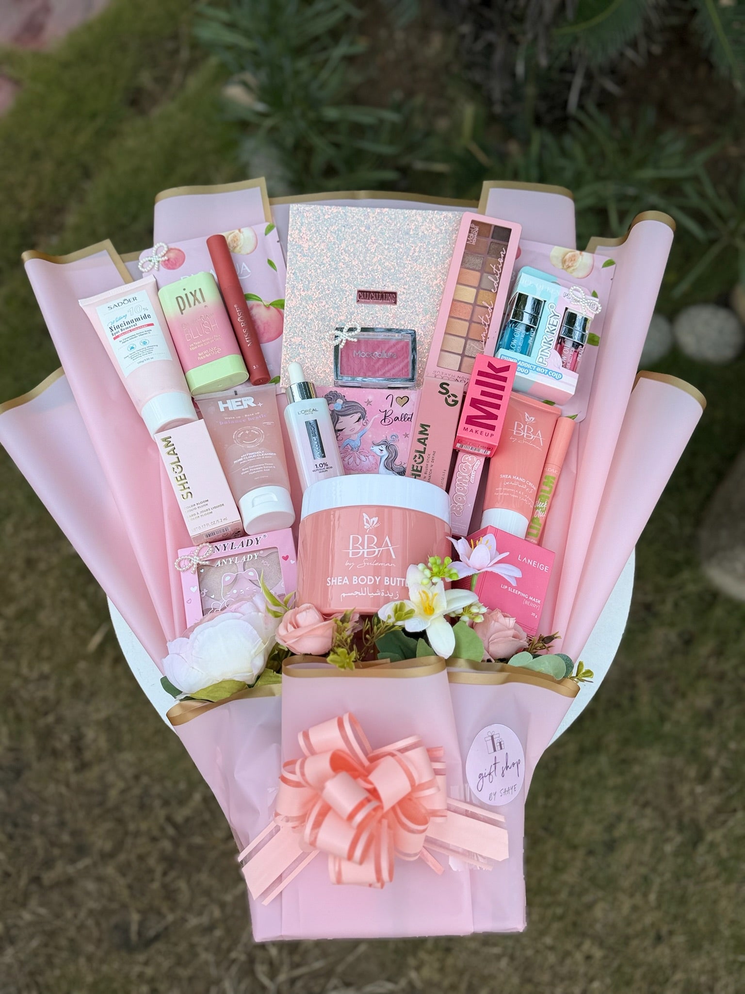 Pink Makeup Bouquet