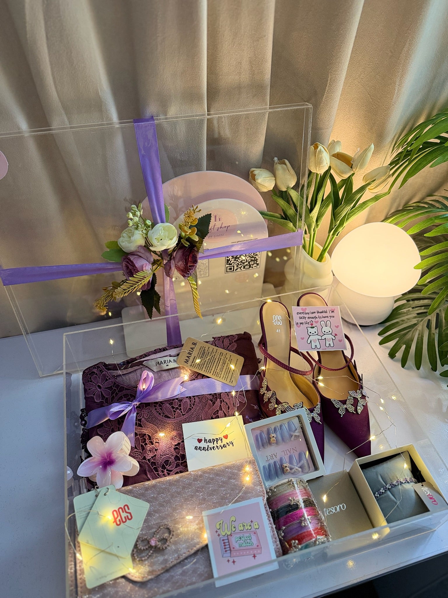 Purple Acrylic Premium Hamper