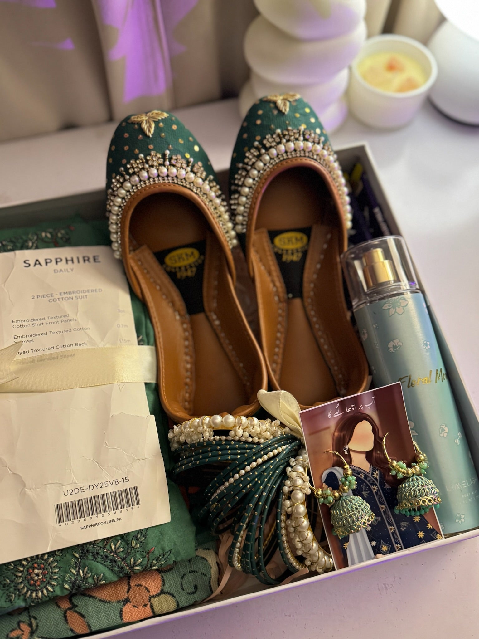 Viral Green Giftbox For Her