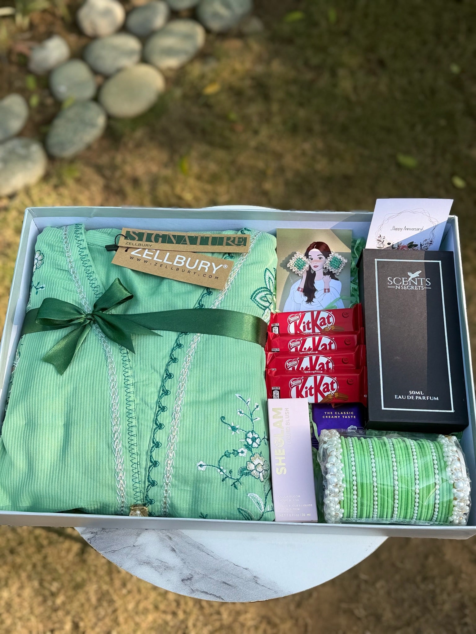 Green Giftbox For Her