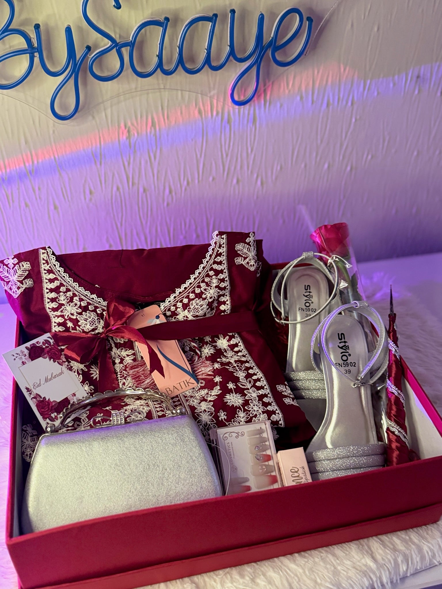 Red Theme Giftbox For Her
