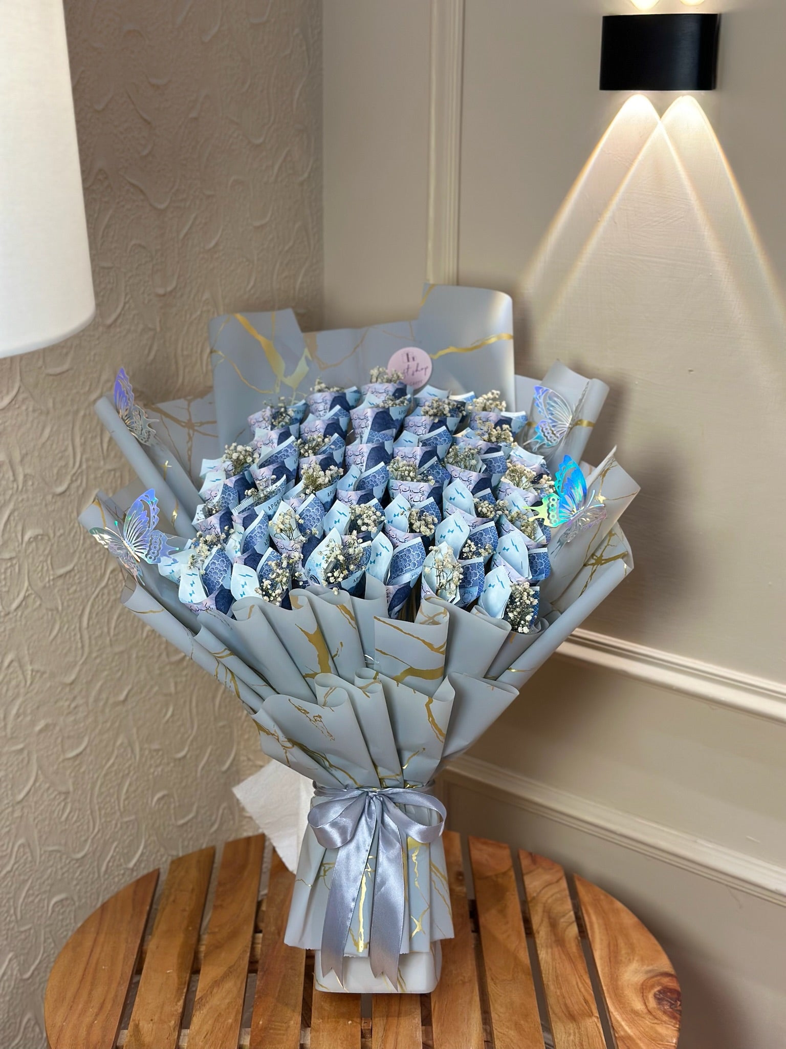 Diamond Dreams Cash Bouquet