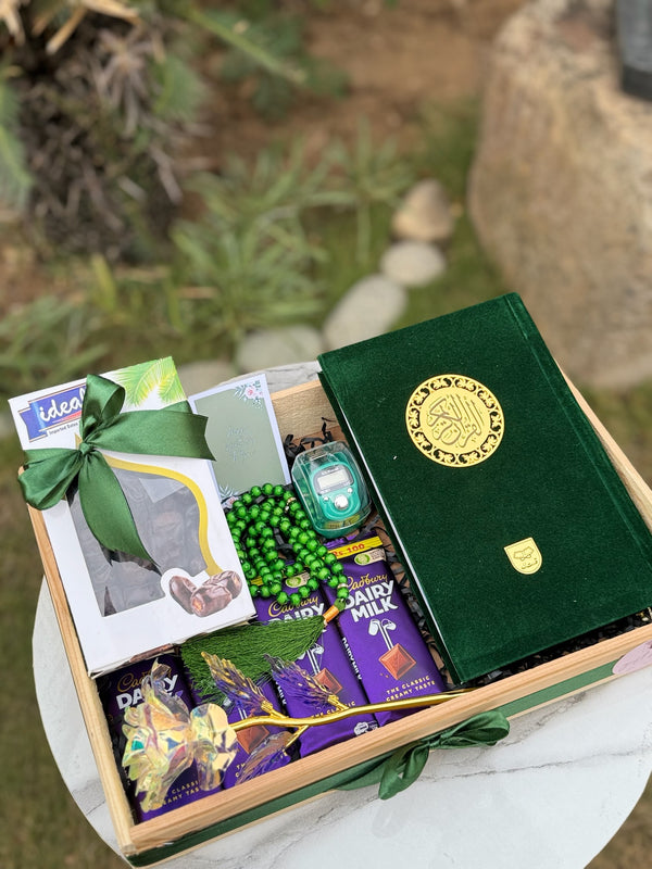 Green Quran Hamper