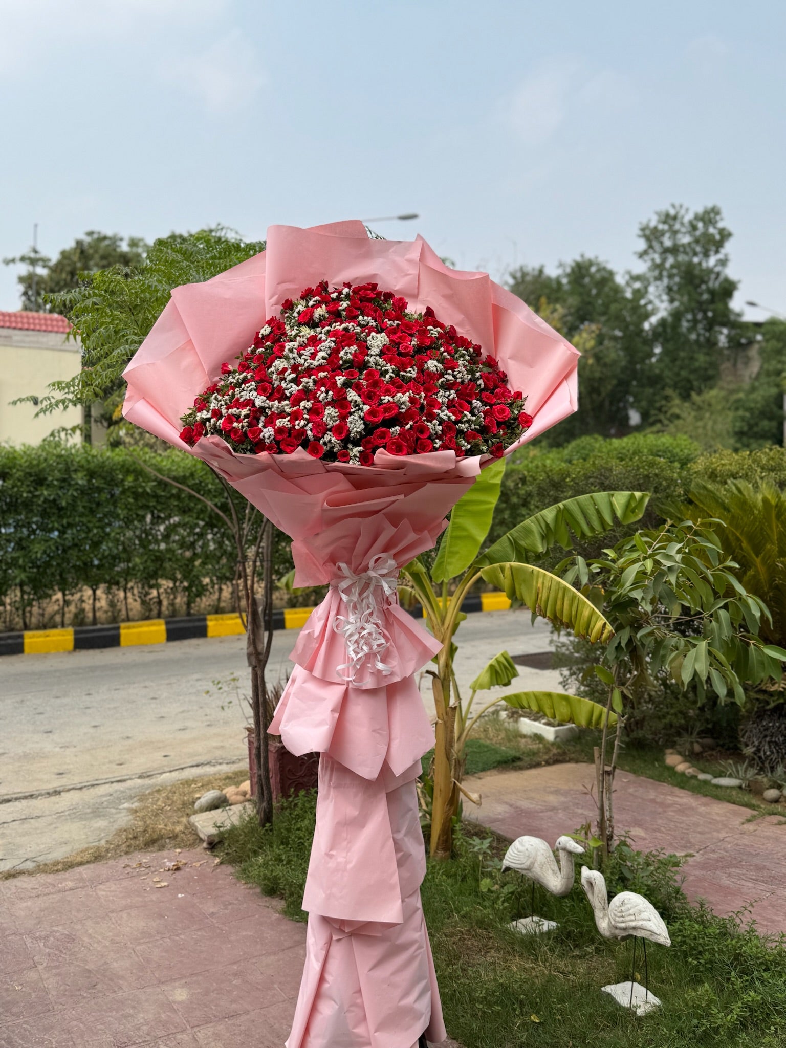 7 Feet Bouquet