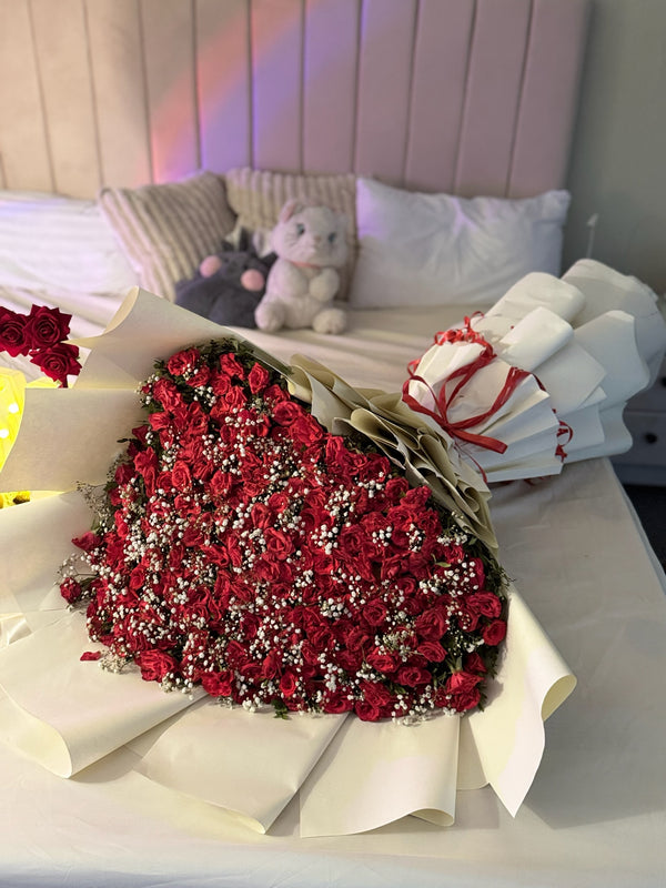 4 Feet Red Roses Bouquet