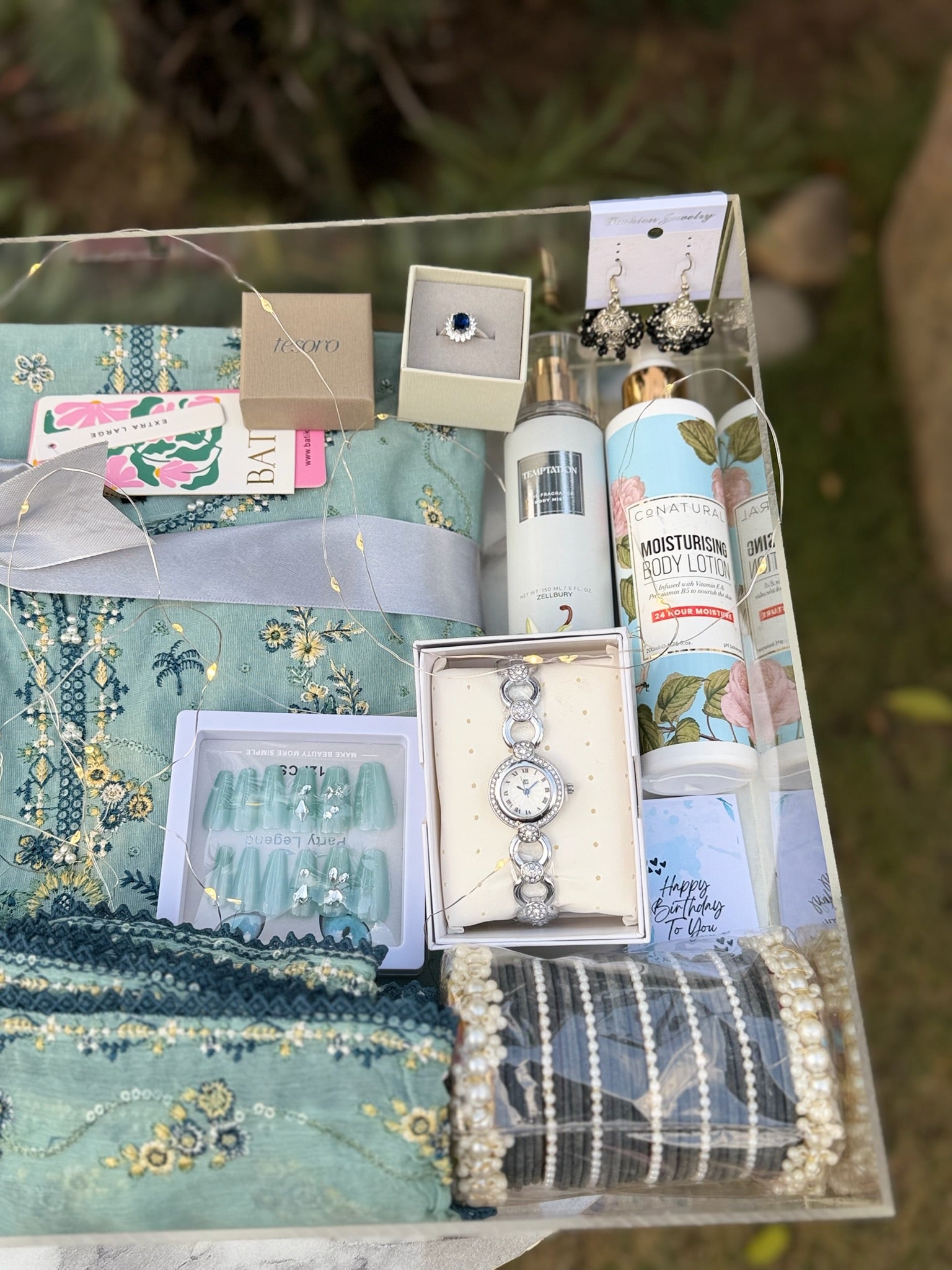 Premium Viral Box For Her