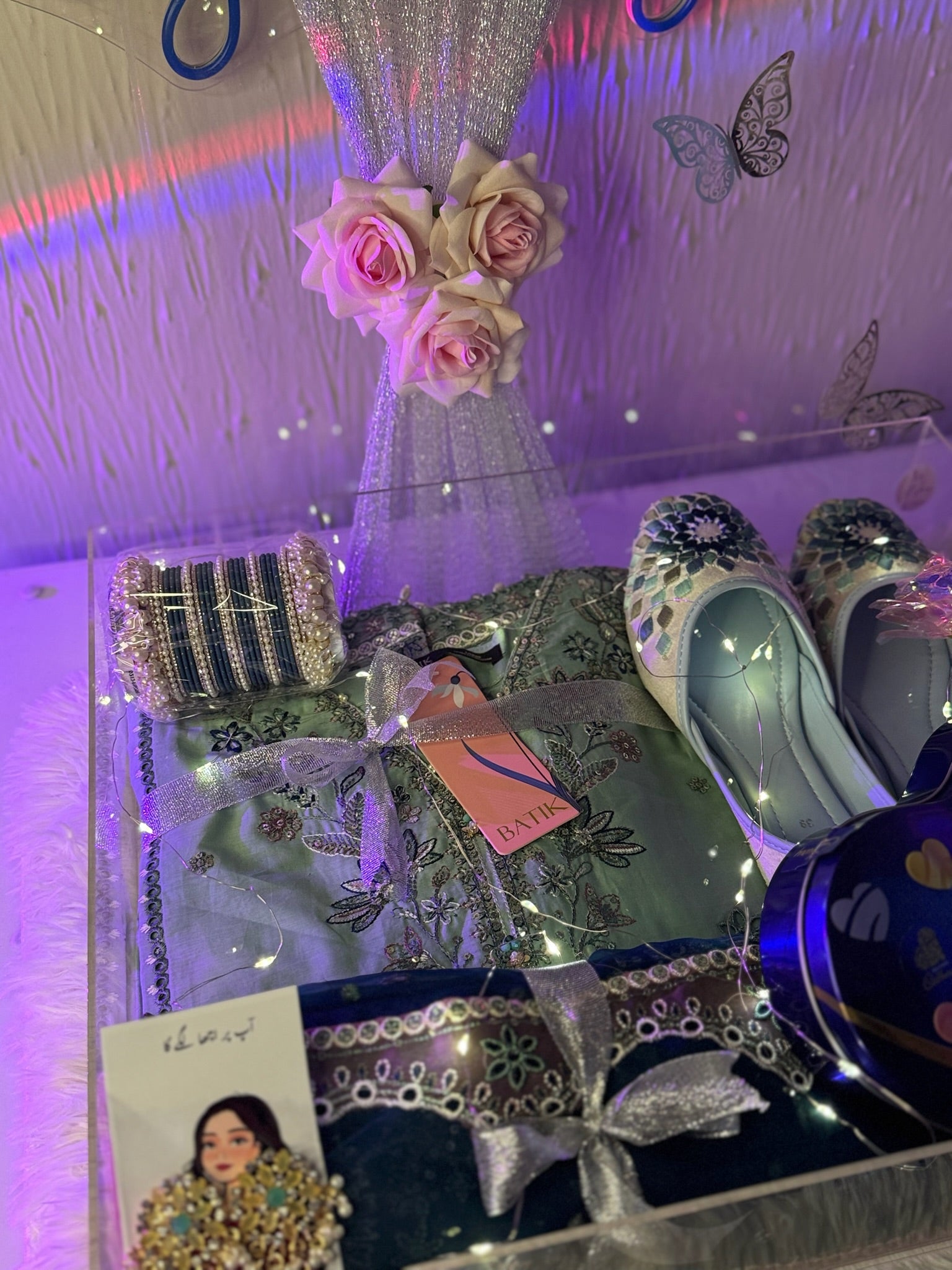 Acrylic Giftbox For Her