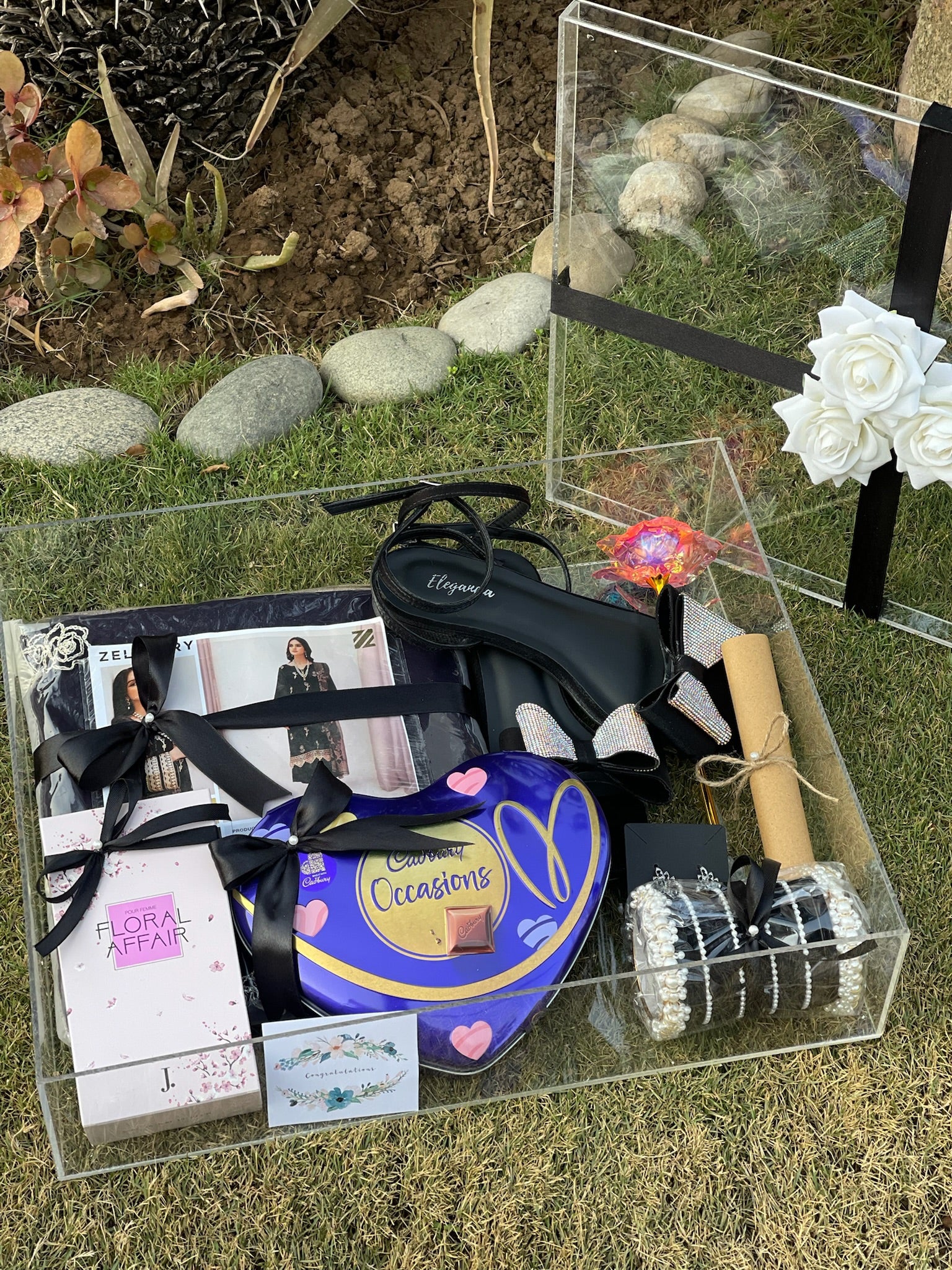 Black Theme Giftbox For Her