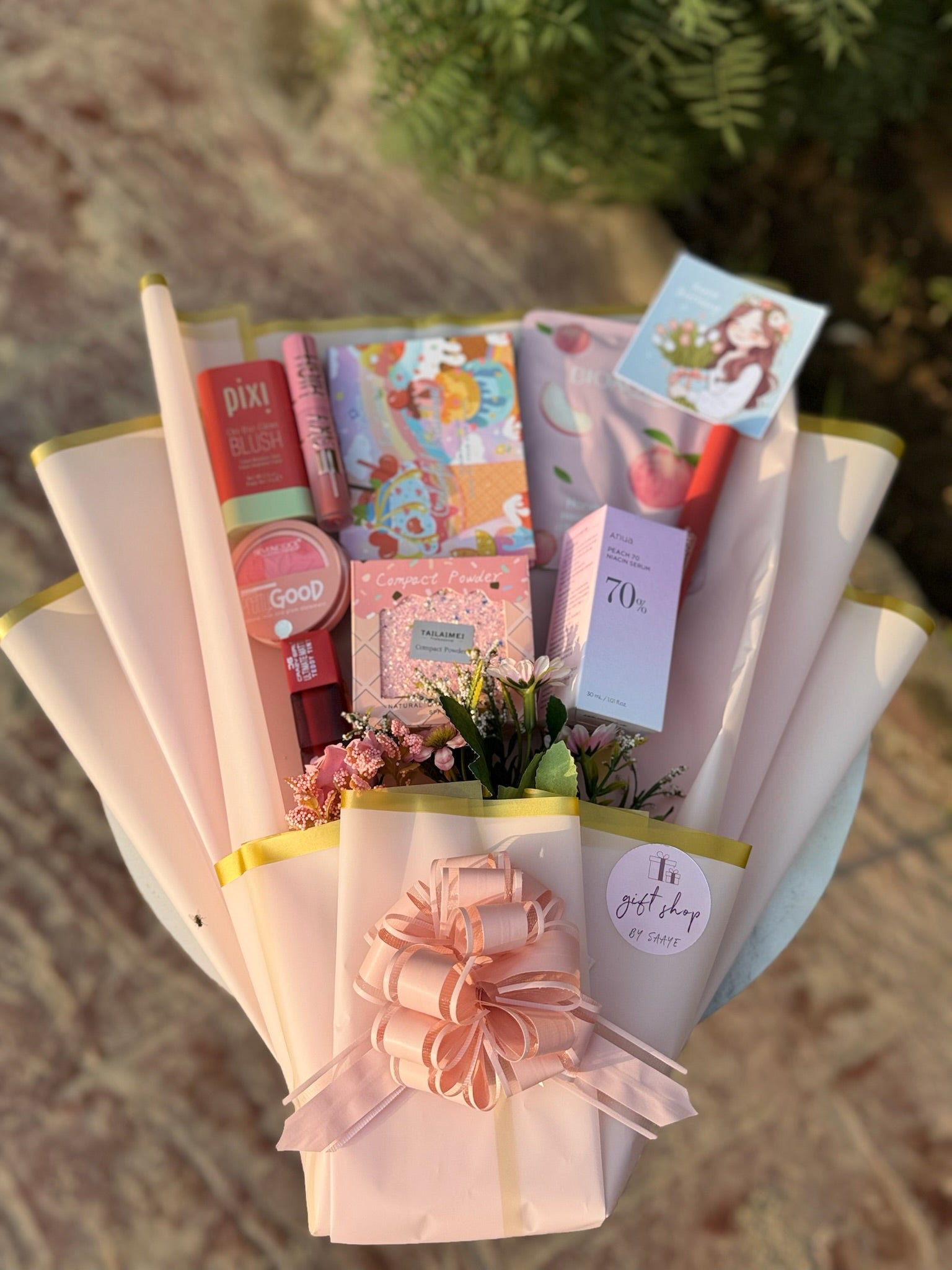 Minimal Makeup Bouquet