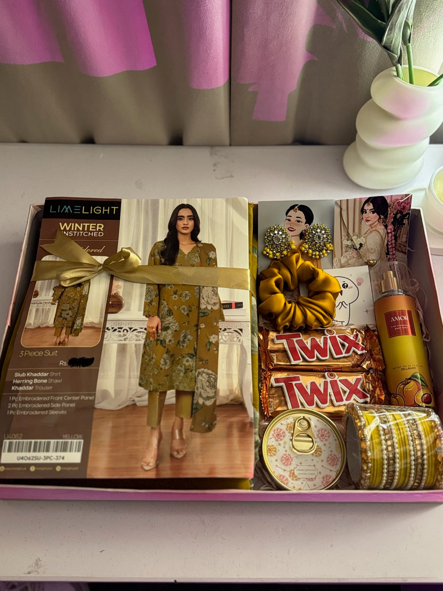 Mustard Giftbox For Her