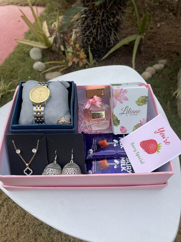 Minimal Giftbox For Her