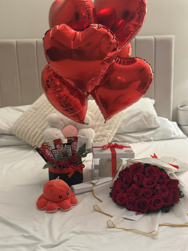 Red passion surprise hamper