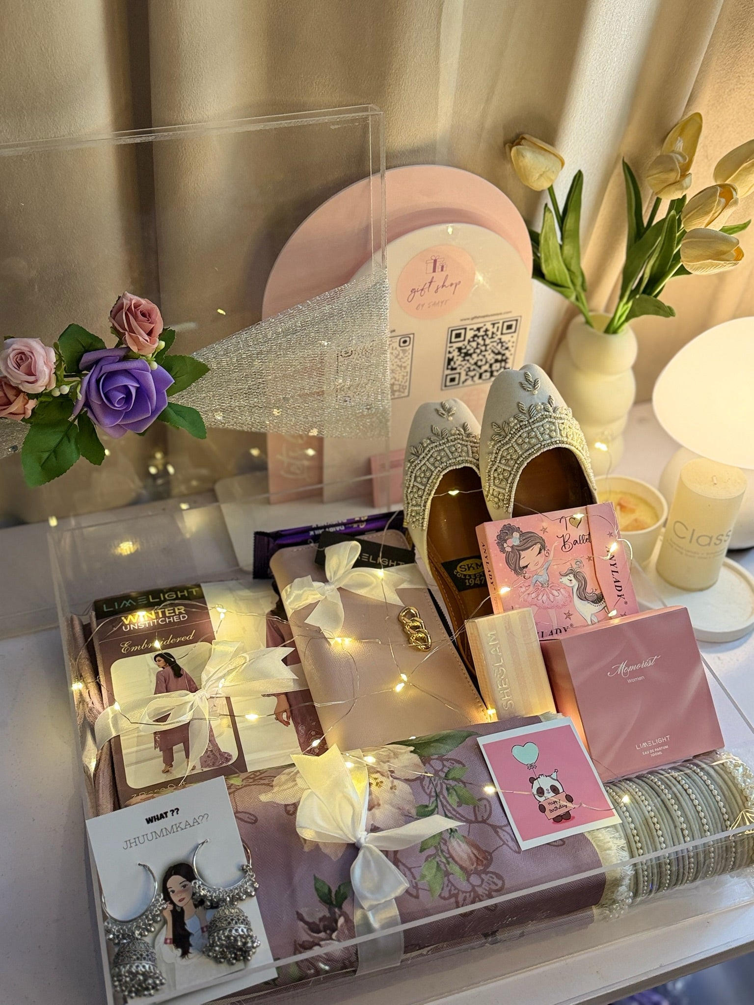 Acrylic Suit Box