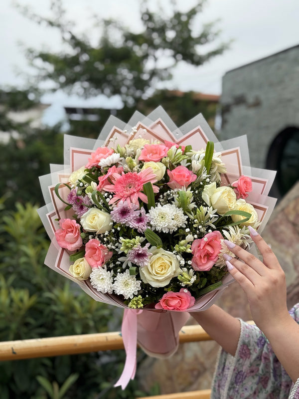 Flower Bouquet - Petals of Love