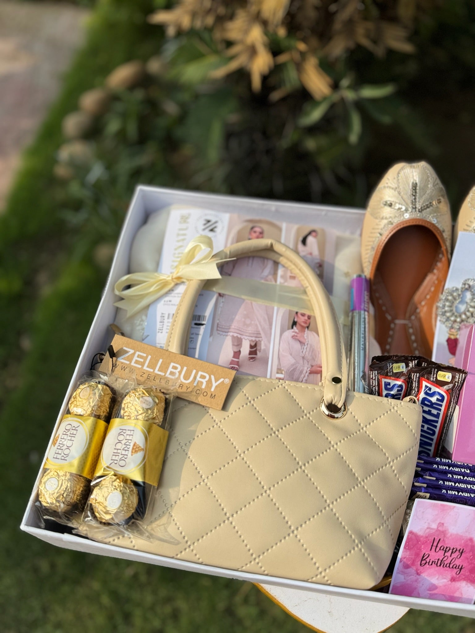 Beige Theme Giftbox For Her