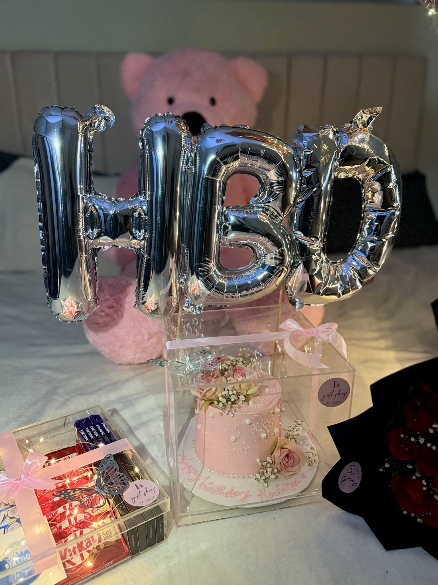 Pink paradise hamper