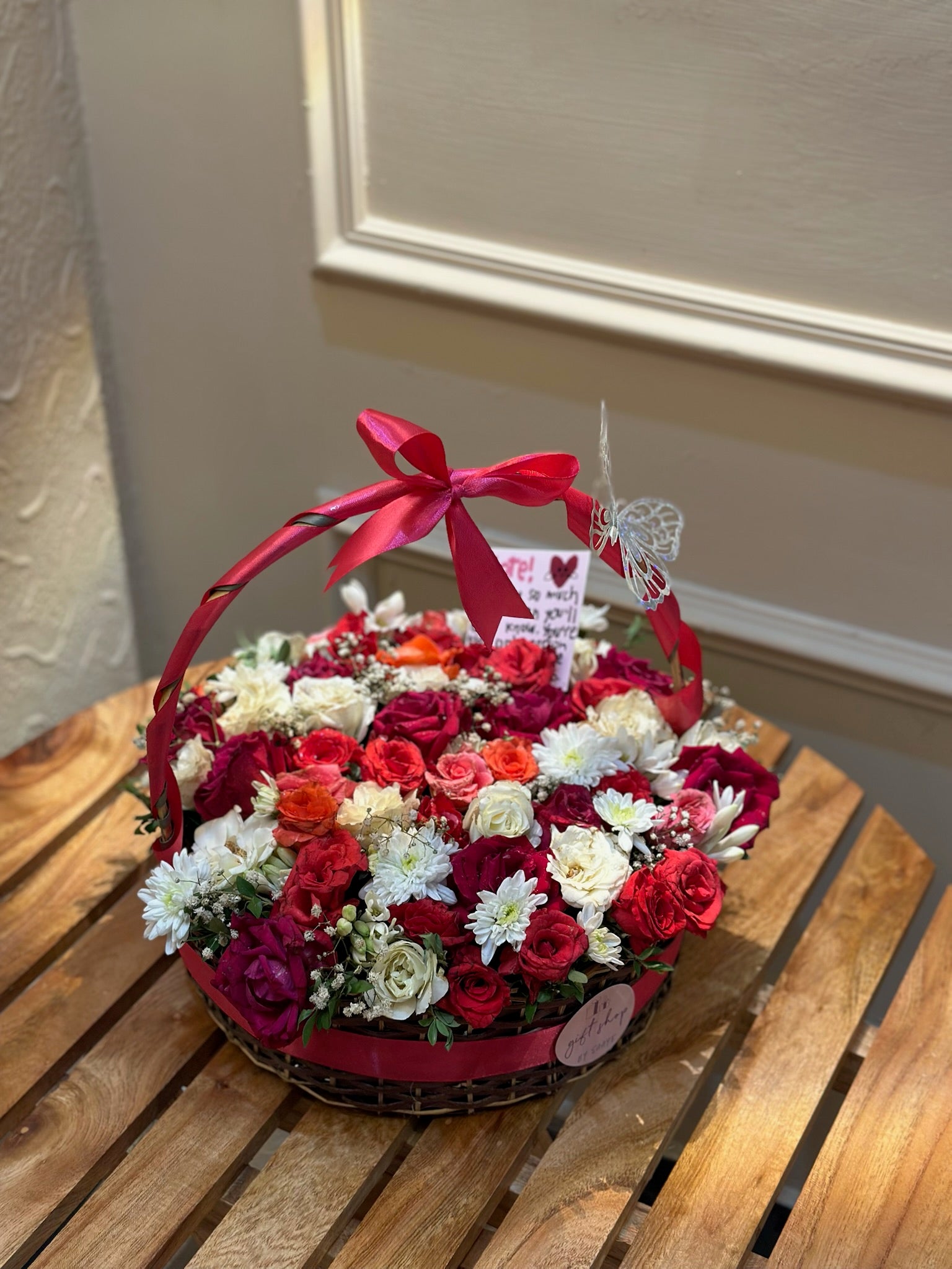 Crimson love basket