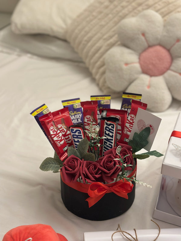Red passion surprise hamper