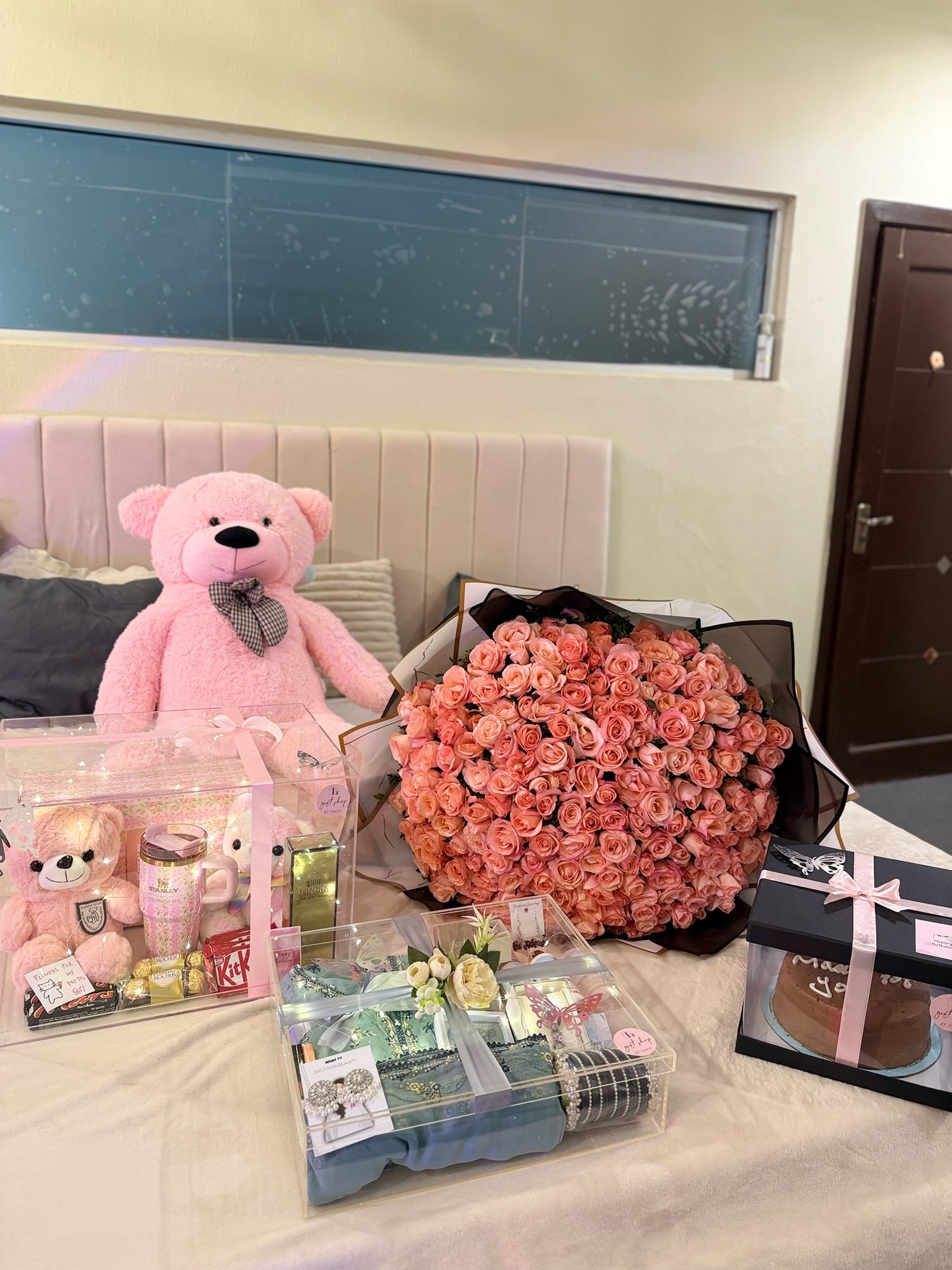Premium Birthday/Anniversary Hamper