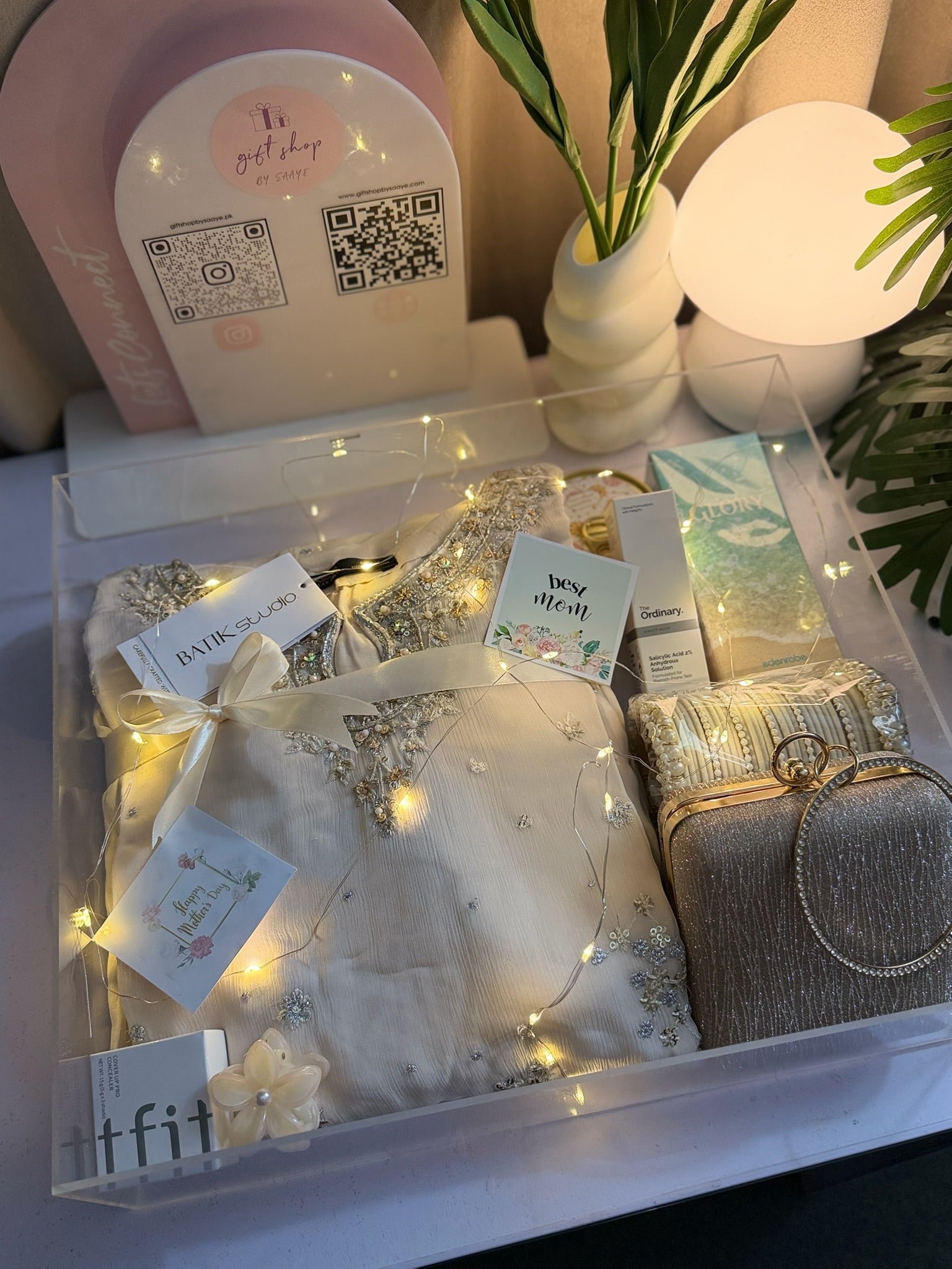 Mother’s Day Premium Hamper