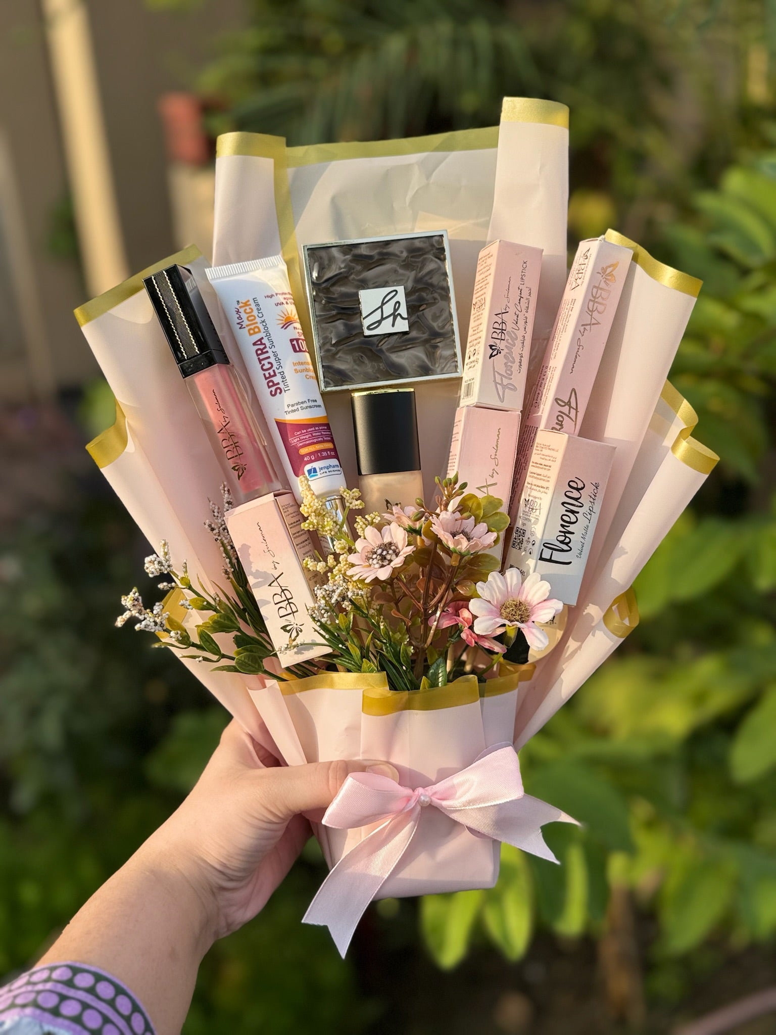 Makeup Bouquet