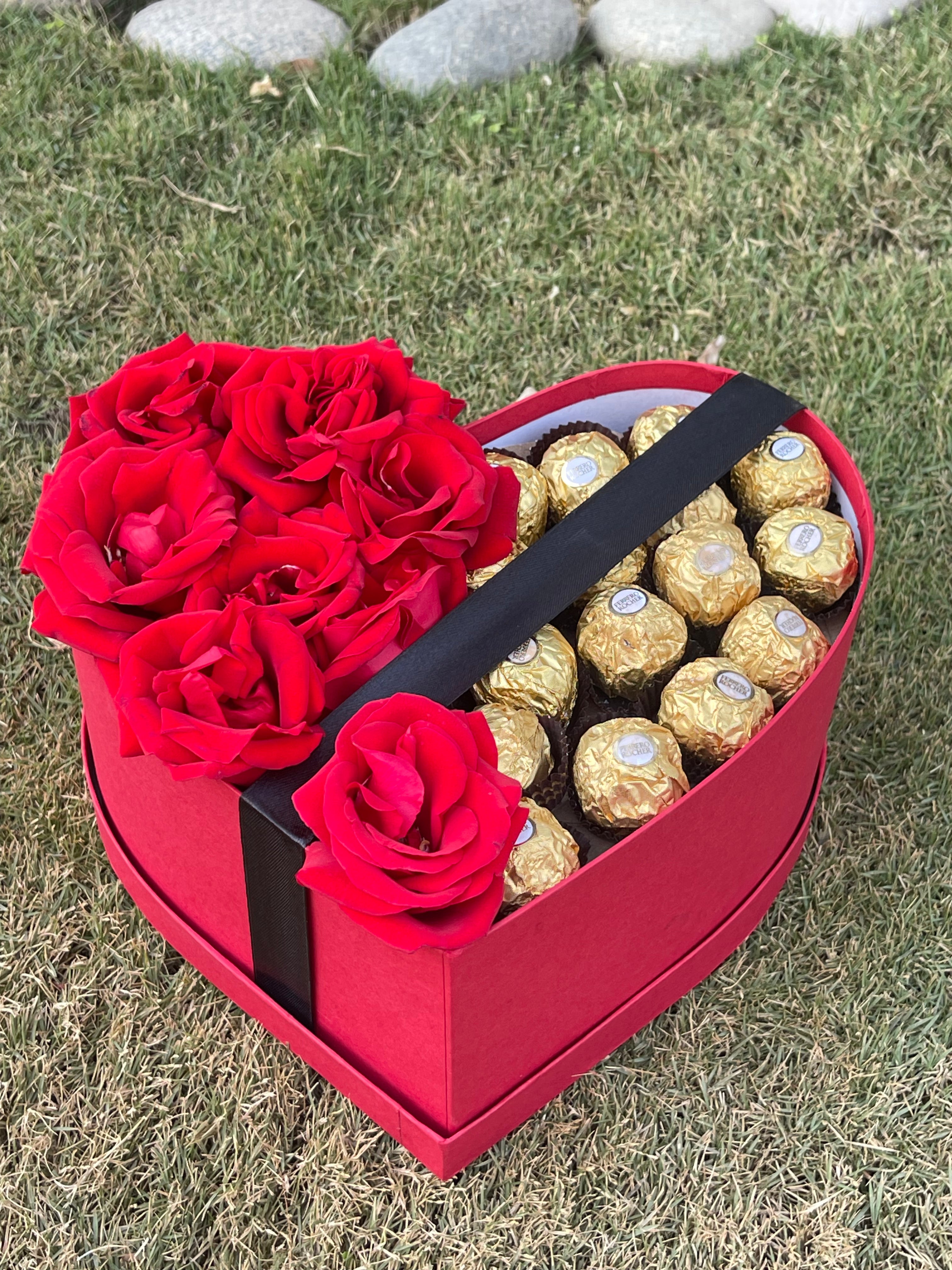 Sweetheart Treasure Ferrero and Flowers Box