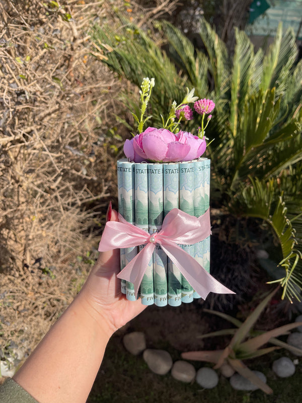 Diamond Dreams Cash bouquet